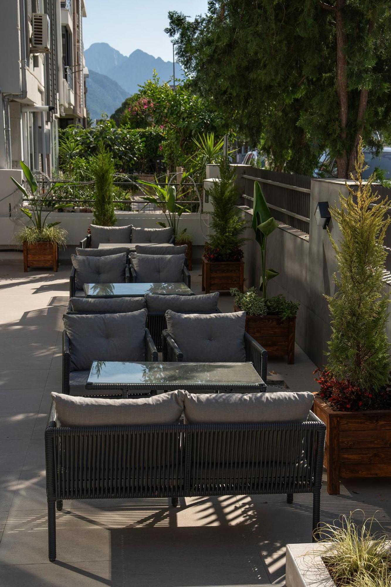 Doqu Suites Hotel Antalya Exterior foto